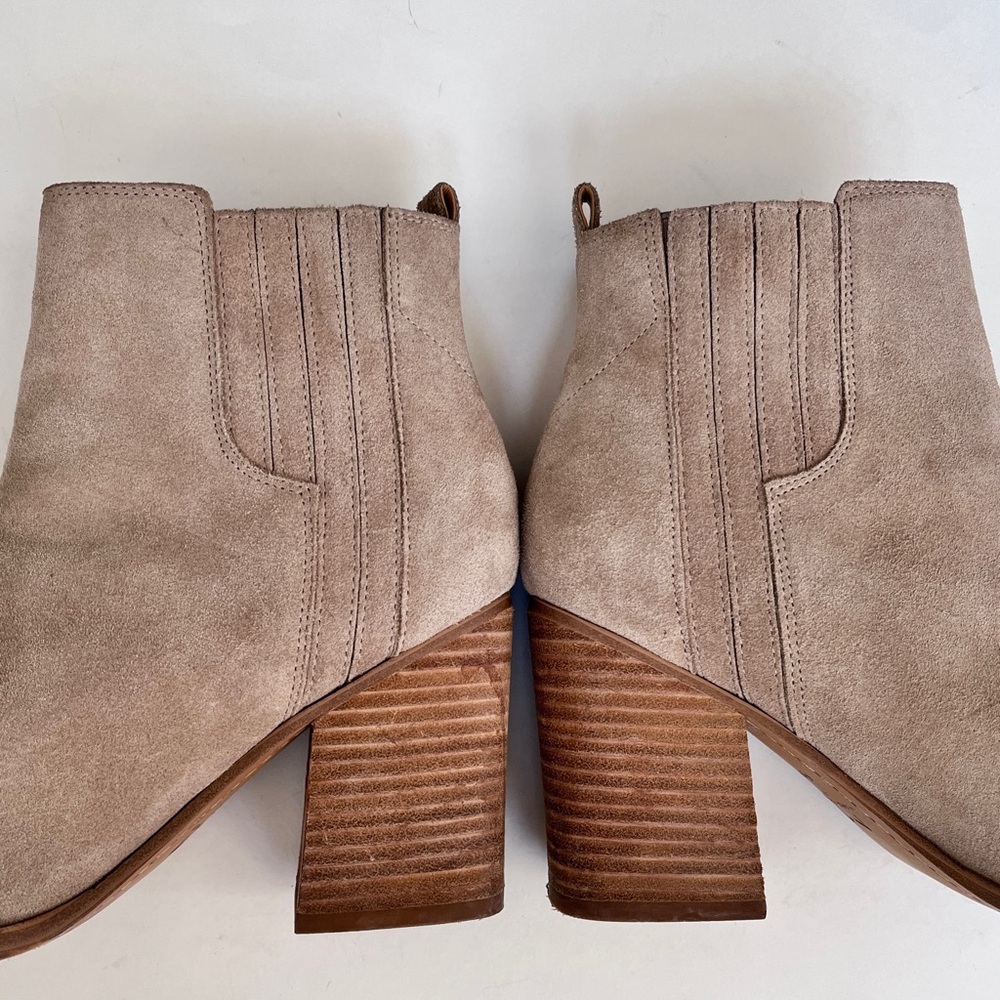 Marc Fisher Suede Tan Ankle Boots Size 9.5 - Picture 8 of 12